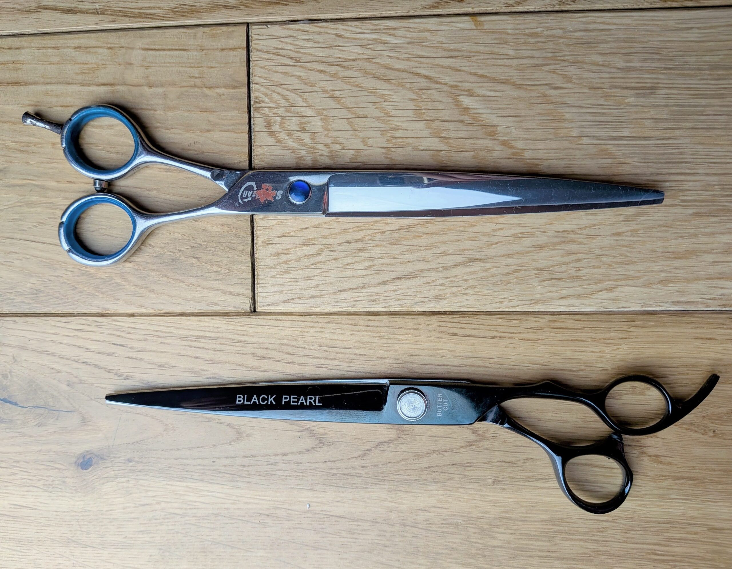 Scissors Blog £30 Showgear vs £130 Geib Black Pearl Scissors